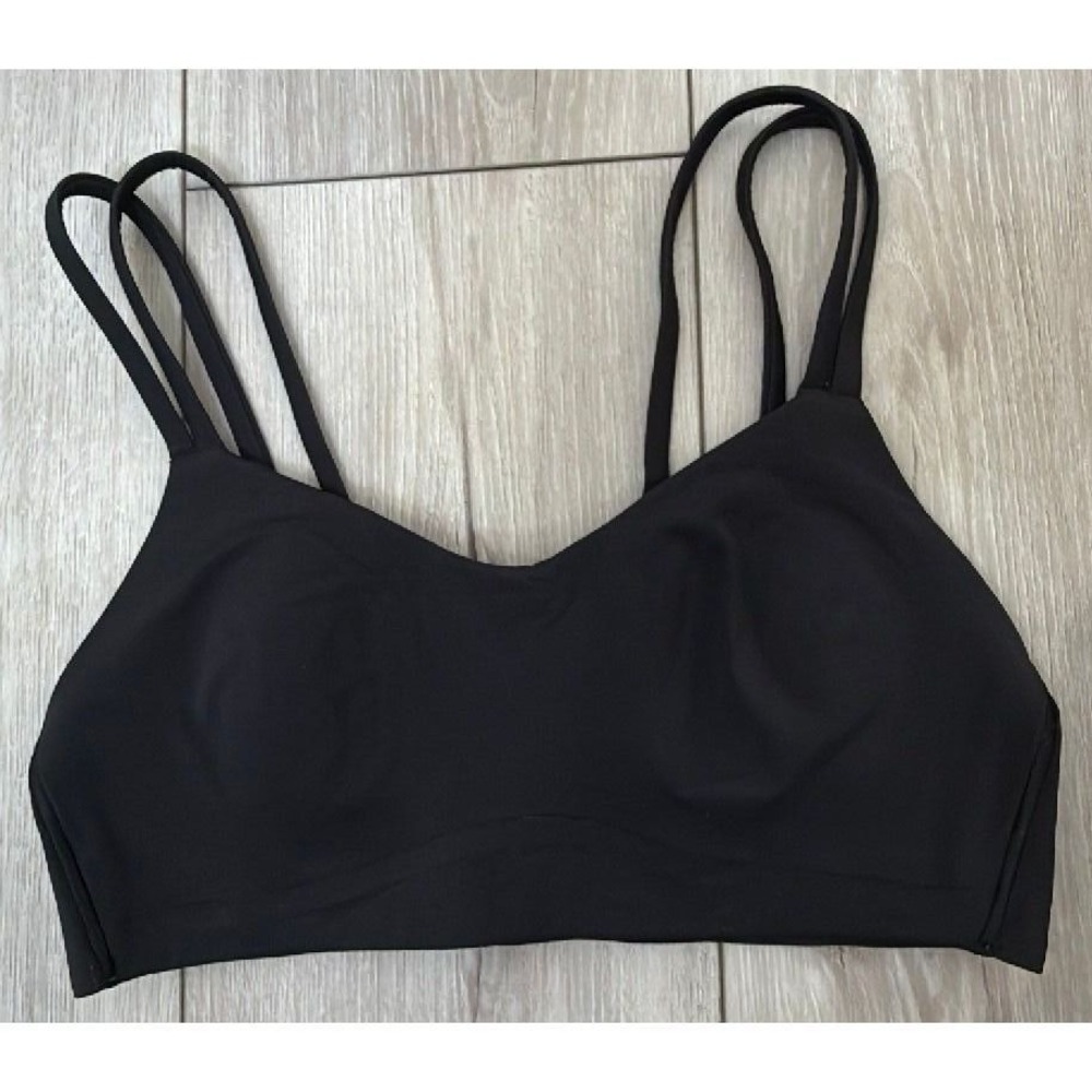 Lululemon Black Strappy Sports Bra Built‎ In Padding Womens Size Unknown